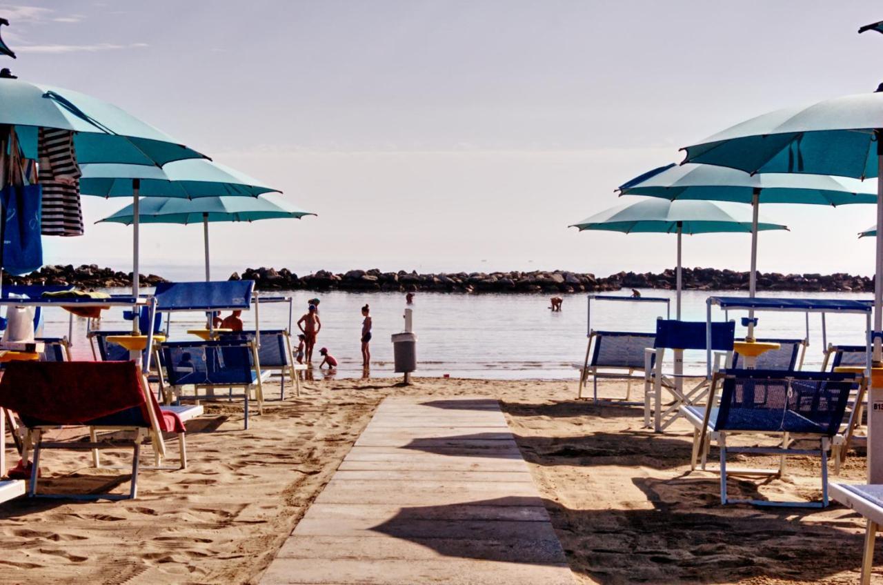 Hotel Pironi San Mauro Mare Εξωτερικό φωτογραφία