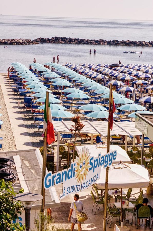 Hotel Pironi San Mauro Mare Εξωτερικό φωτογραφία